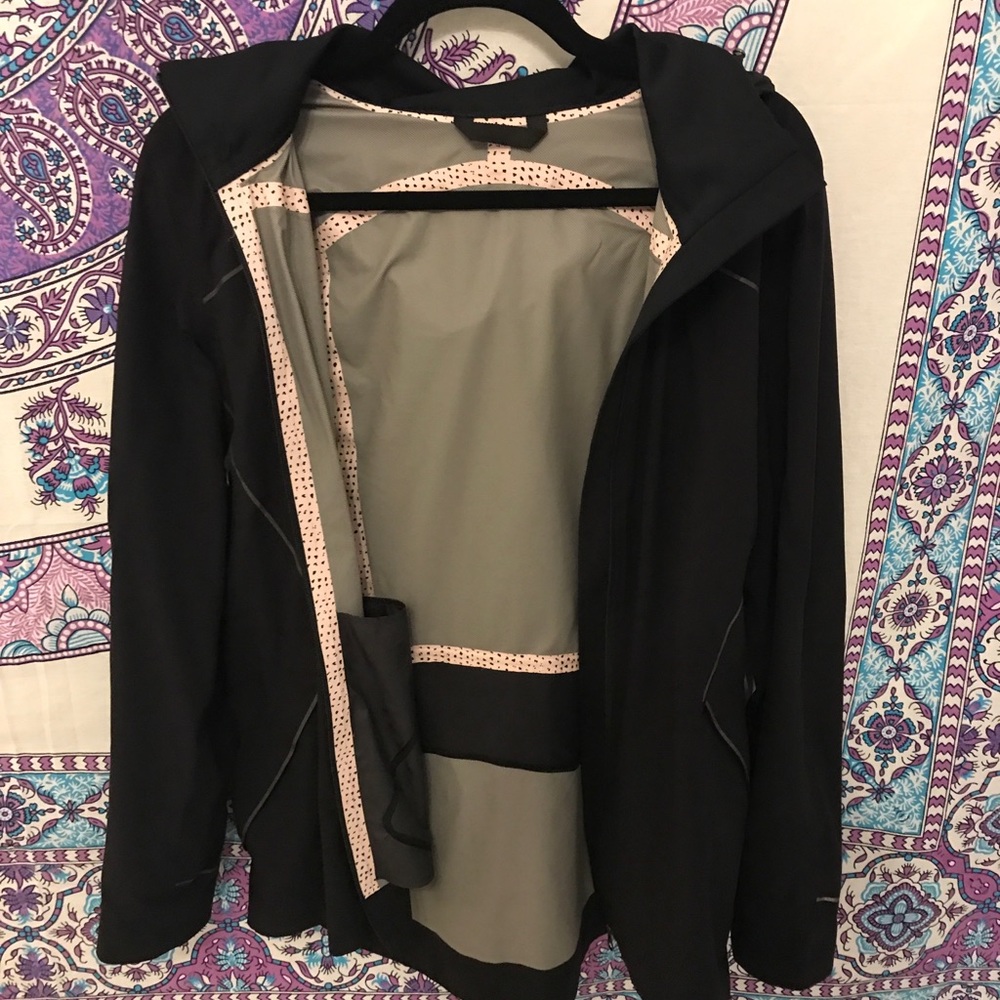 Lululemon Windbreaker